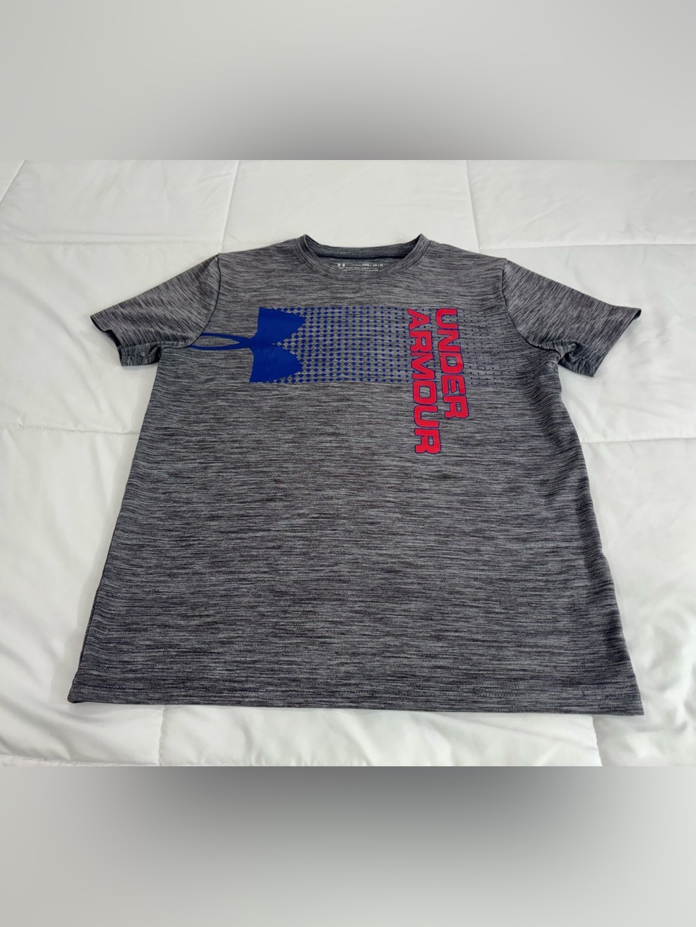 Under Armour Boy’s Medium Heather Gray Logo Short Sleeve Tee